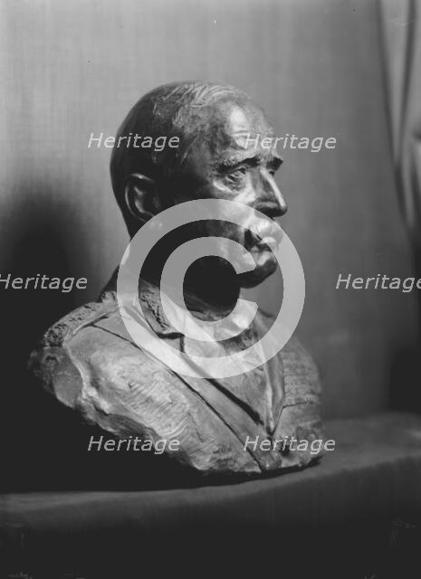 Portrait bust by Jo Davidson, 1922. Creator: Arnold Genthe.
