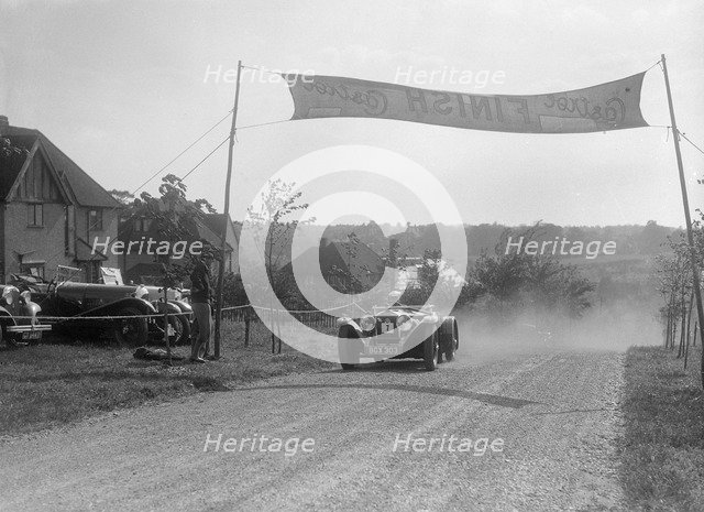 1496 cc Invicta, Bugatti Owners Club Hill Climb, Chalfont St Peter, Buckinghamshire, 1935. Artist: Bill Brunell.