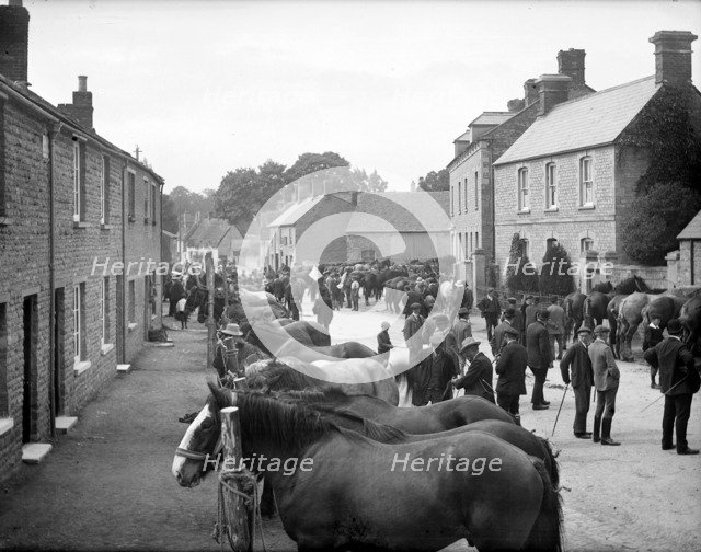 Bampton Horse Fair, Bampton, Oxfordshire, 1904. Artist: Henry Taunt