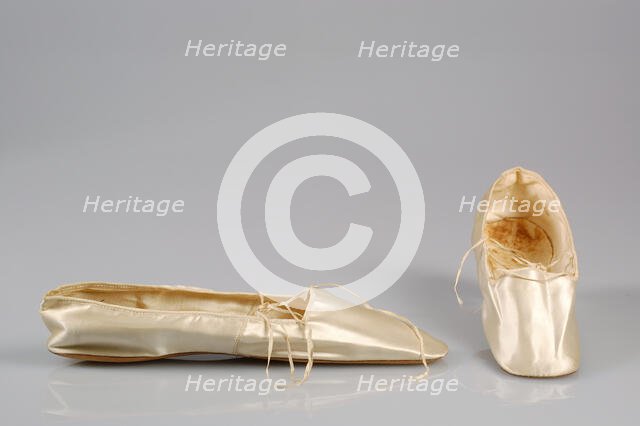 Wedding slippers, American, 1851. Creator: Unknown.