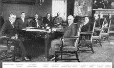 'Les collaborateurs du president Wilson; Le president Wilson et ses ministres', 1917. Creator: Unknown.