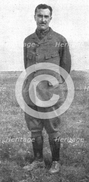 'Nos Aviateurs; le sergent Hugues de Rochefort', 1916. Creator: Unknown.