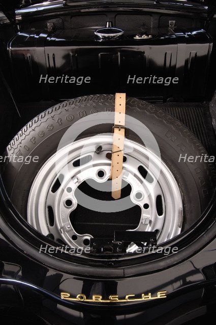 1956 Porsche Spyder - James Dean replica. Artist: Simon Clay.