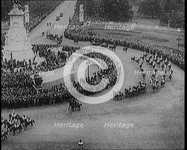 Parade Going past Crowds to Buckingham Palace, London, 1929. Creator: British Pathe Ltd.