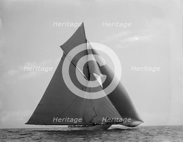 Vigilant, 1895 Aug 6, c1895. Creator: John S Johnston.