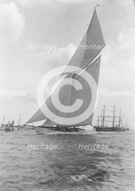 The Big Class, 186 ton sailing yacht 'Lulworth' making good speed, 1924. Creator: Kirk & Sons of Cowes.
