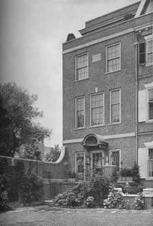 East front with terrace and garden gate, house of Mrs WK Vanderbilt, New York City, 1924. Artist: Unknown.