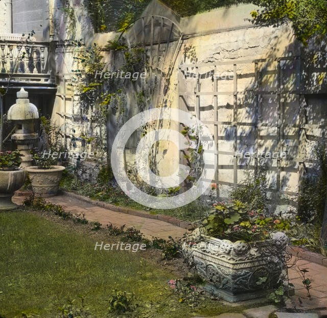 The Touchstone Garden, 118-120 East 30th Street, New York, New York, 1919. Creator: Frances Benjamin Johnston.