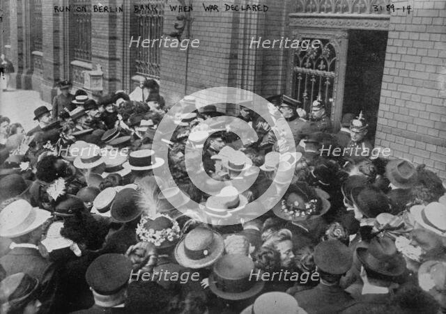 Run on Berlin Bank when war declared, Aug 1914. Creator: Bain News Service.