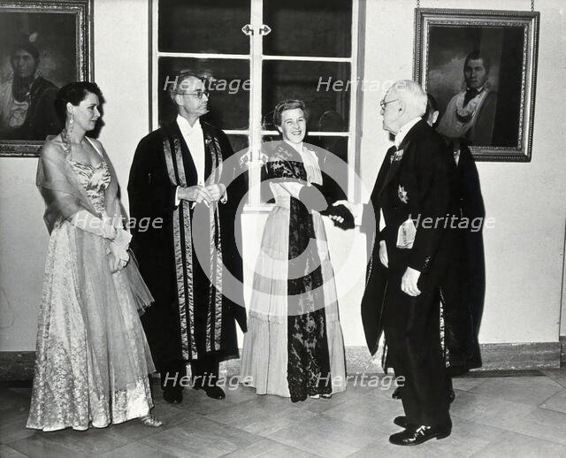 Sir Henry Hallett Dale at the dinner of the Faculty of Anaesthetists, Royal College of..., 1954. Creator: Fox Photos.