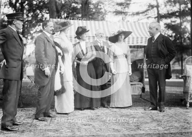 L.L. Bonheur; Mrs. Cochran [i.e., Cockran]; O. Straus & wife; Mrs. T. Roosevelt, Jr.; B..., 1912. Creator: Bain News Service.