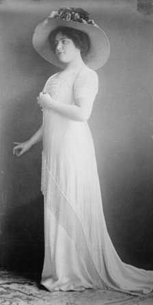 Lucille Marcel, 1910. Creator: Bain News Service.