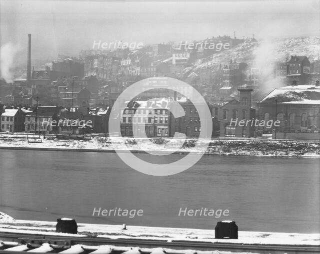 Pittsburgh housing, Pennsylvania, 1935. Creator: Walker Evans.