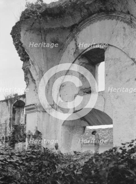 Travel views of Cuba and Guatemala, between 1899 and 1926. Creator: Arnold Genthe.