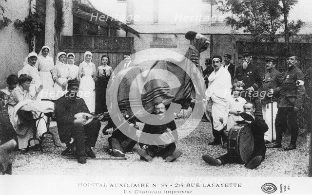 Improvised camel, auxiliary hospital, Rue Lafayette, Paris, France, World War I, 1914-1918. Artist: Unknown