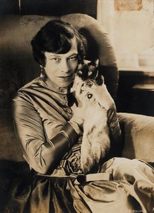 Tilla Durieux with Siamese cat, 1920s. Creator: Stone, Sasha (1895-1940).