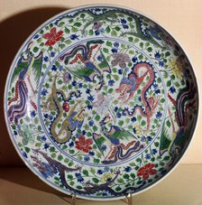 Chinese porcelain dish with a design of dragons and phoenixes, 17th century BC Artist: Unknown