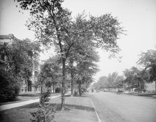 Eastern (i.e. East Grand) Boulevard, Detroit, Mich., between 1900 and 1920. Creator: Unknown.