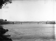 Brisbane - Victoria Bridge (looking South), 1910. Creator: Unknown.