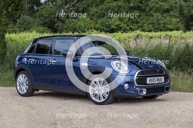 2015 Mini Cooper S 5 door. Creator: Unknown.