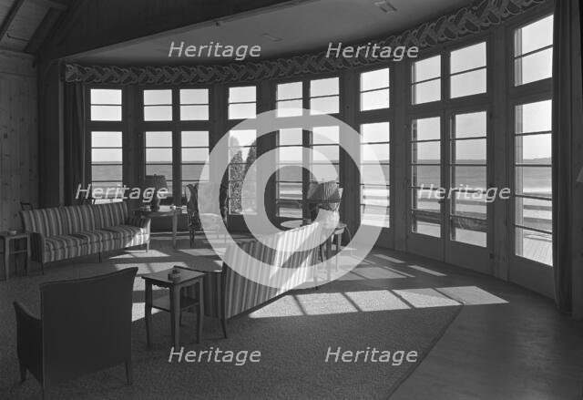 The Dunes Club, Narragansett, Rhode Island, 1939. Creator: Gottscho-Schleisner, Inc.