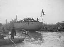 Launch of the Chilean destroy 'Almirante Condell', 27th January 1913. Creator: Kirk & Sons of Cowes.