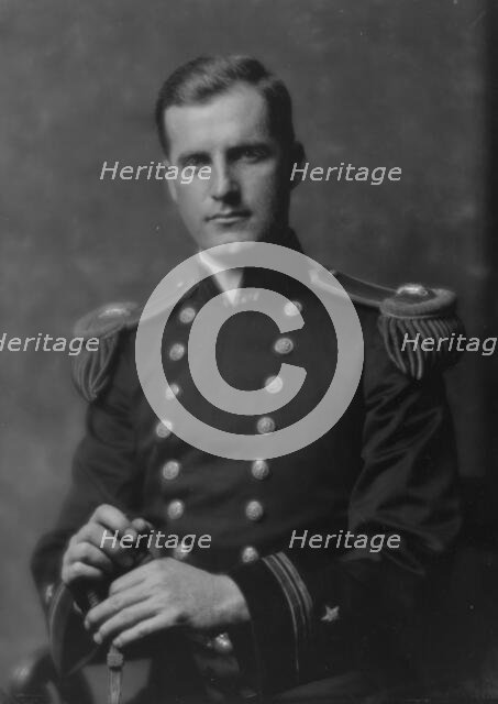 MacFarland, S.B., Lt., portrait photograph, 1915. Creator: Arnold Genthe.