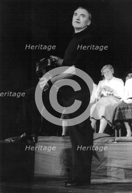 Bob Roberts playing the melodion, London, February 1961. Artist: Eddis Thomas