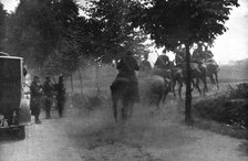 'Ecrases par le Nombre; La cavalerie belge', 1914. Creator: Unknown.
