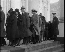 Queues of people outside the White House, Washington, D.C., 1932. Creator: British Pathe Ltd.