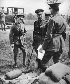 The Prince of Wales with George V, at a gas school during the First World War, 1914-1918. Artist: Unknown