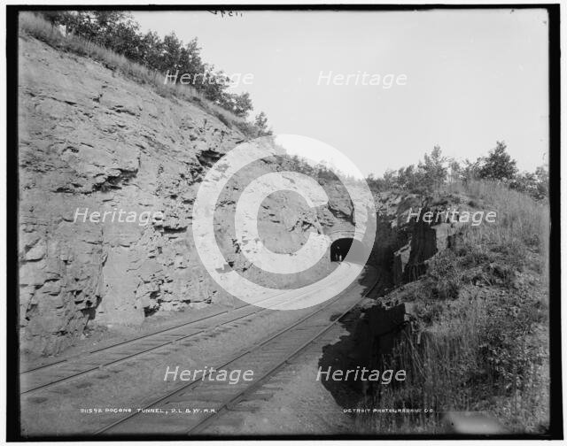 Pocono tunnel, D.L. & W. R.R., between 1890 and 1901. Creator: Unknown.