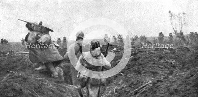 'Les Journees glorieuses de la Somme; La progression du 12 septembre, a l'est de Clery..., 1916. Creator: Unknown.