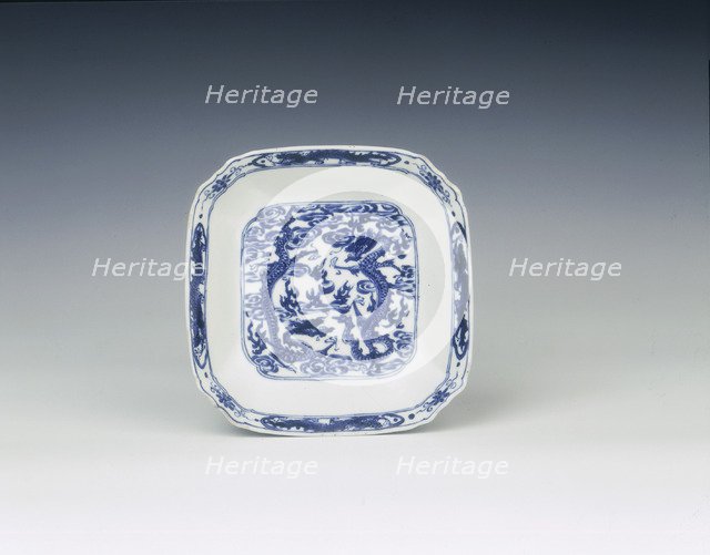 Blue and white dish with dragon design, China, 1683-1700. Artist: Unknown