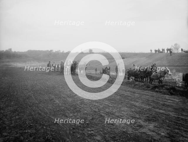 Excavating for new reservoir at Slater, Mo., 1901 Oct 10. Creator: Unknown.