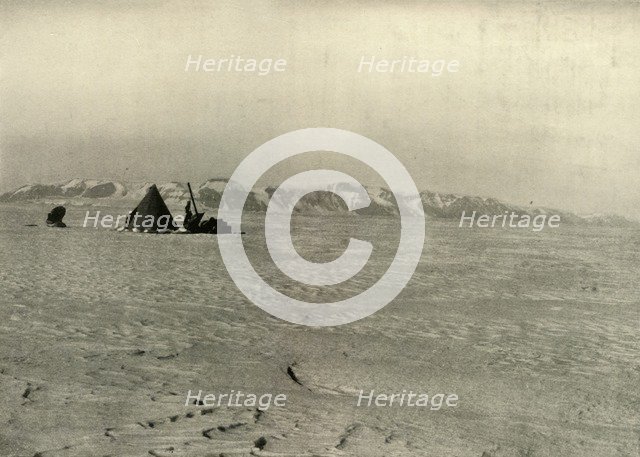'The Queen Alexandra Range Photographed on the way down the Glacier',  c1908, (1909). Artist: Unknown.