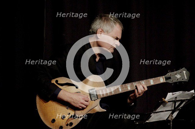 Shane Hill, Hawth, Crawley, West Sussex, Nov 2015. Artist: Brian O'Connor.