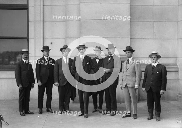 Cuban War Mission To The U.S. Capt. Tabio; Lazama; Carricarti; Gen. Marti; Kear; Wittermyer..., 1917 Creator: Harris & Ewing.