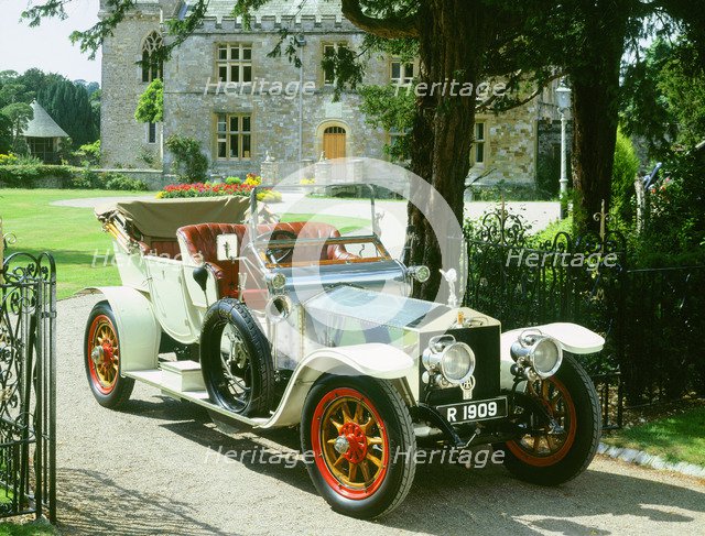 1909 Rolls Royce Silver Ghost. Artist: Unknown.