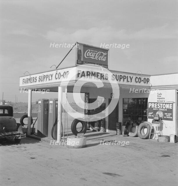 Farmers' supply co-op, Nyssa, Malheur County, Oregon, 1939. Creator: Dorothea Lange.