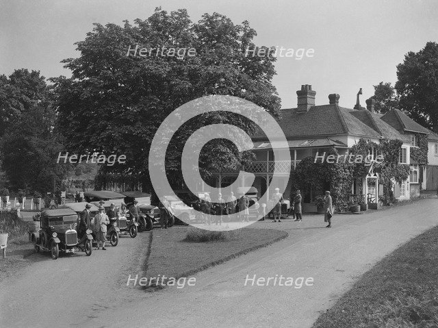 GWK cars at a demonstration event at Frensham Pond Hotel, Surrey, 1922. Artist: Bill Brunell.