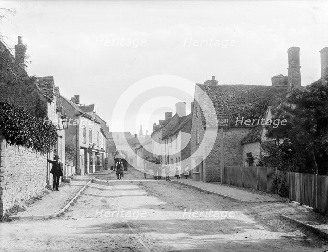 Spelsbury Street, Charlbury, Oxfordshire, c1860-c1922. Artist: Henry Taunt
