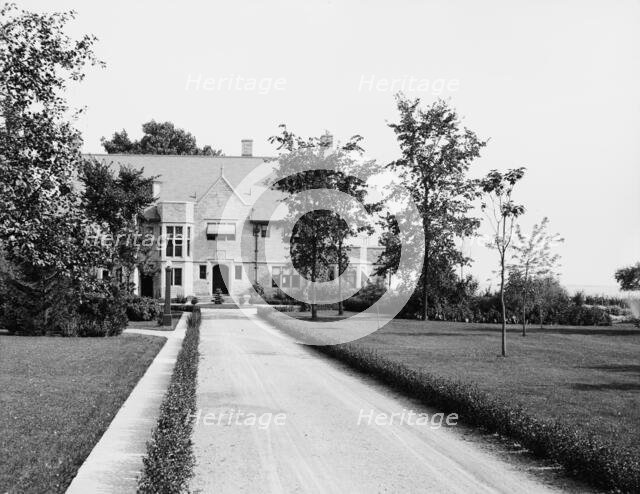 Mr. Swift's residence, Detroit, Mich., between 1905 and 1910. Creator: Unknown.