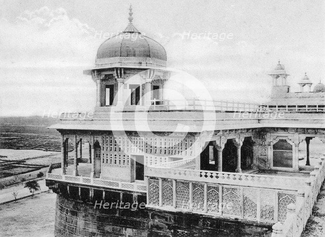 The Golden Pavilion near Jumna, Agra, 20th century. Artist: Unknown