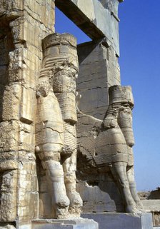 Gate of All Nations or The Gate of Xerxes, Persepolis, Fars province, Islamic Republic of Iran, 1994 Creator: LTL.