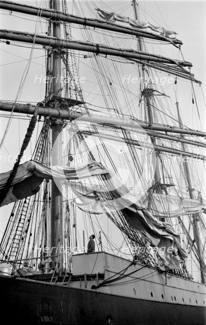 Detail of the rigging of the 'Pamir', c1945-c1965. Artist: SW Rawlings