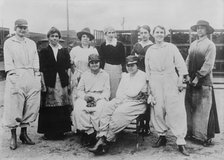 B & O Women Workers, Loraine, O. [i.e. Lorain, Ohio], 1917. Creator: Bain News Service.