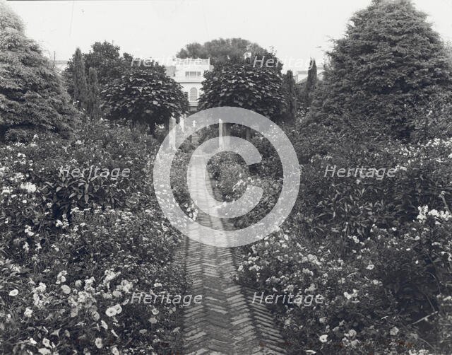 "The Orchard," James Lawrence Breese house, 151 Hill Street, Southampton, New York, 1912. Creator: Frances Benjamin Johnston.