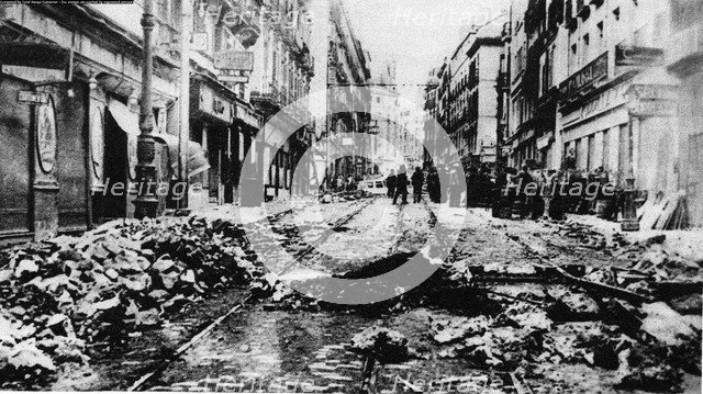 Spanish Civil War 1936-39. Madrid, effects of an air raid on the streets of the city, December 1936.