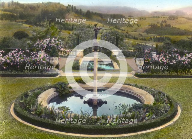 James Kennedy Moffitt house, 86 Sea View Avenue, Piedmont, California, 1917. Creator: Frances Benjamin Johnston.